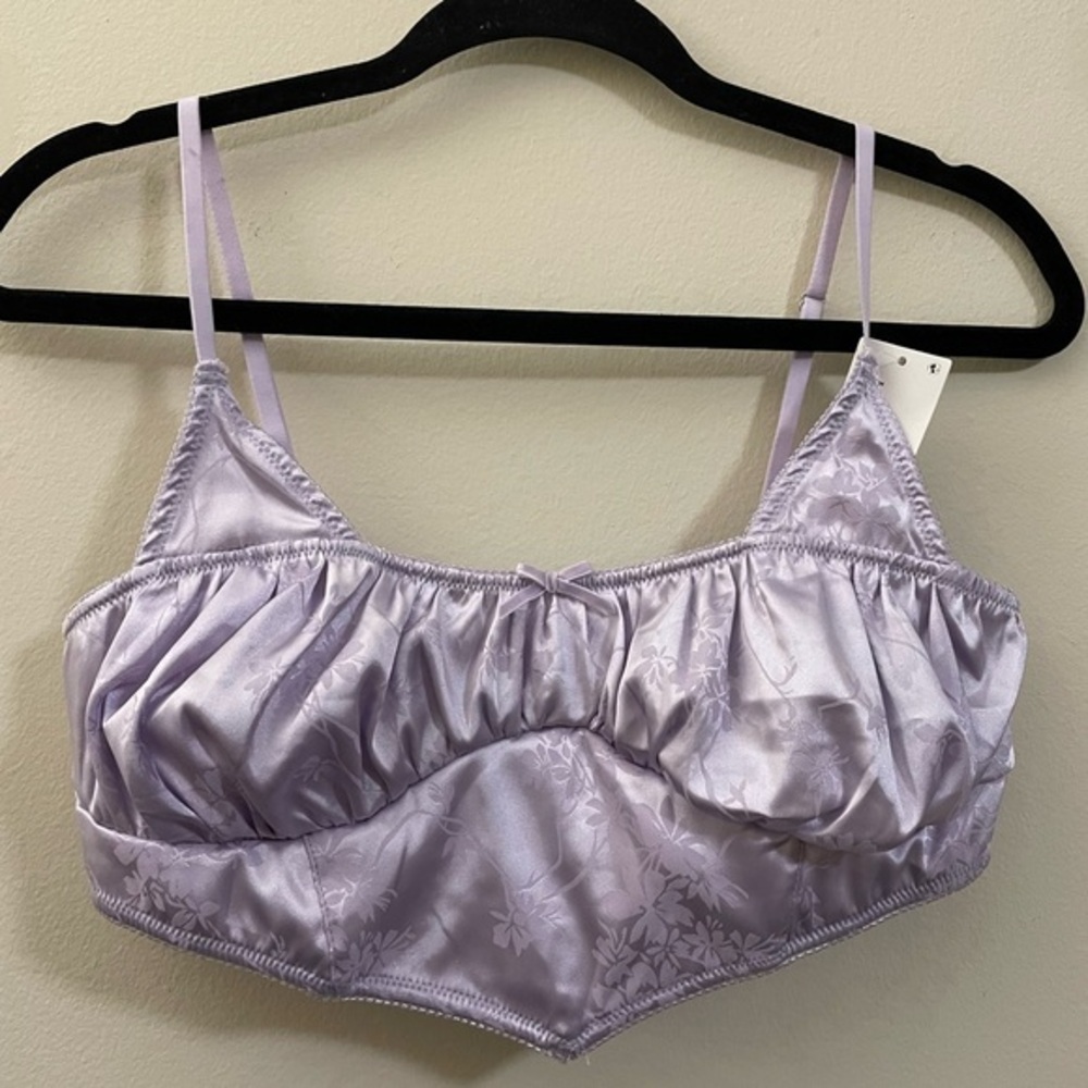 NWT Urban Outfitters Out From‎ Under Lavender Paris Silky Bralette - L